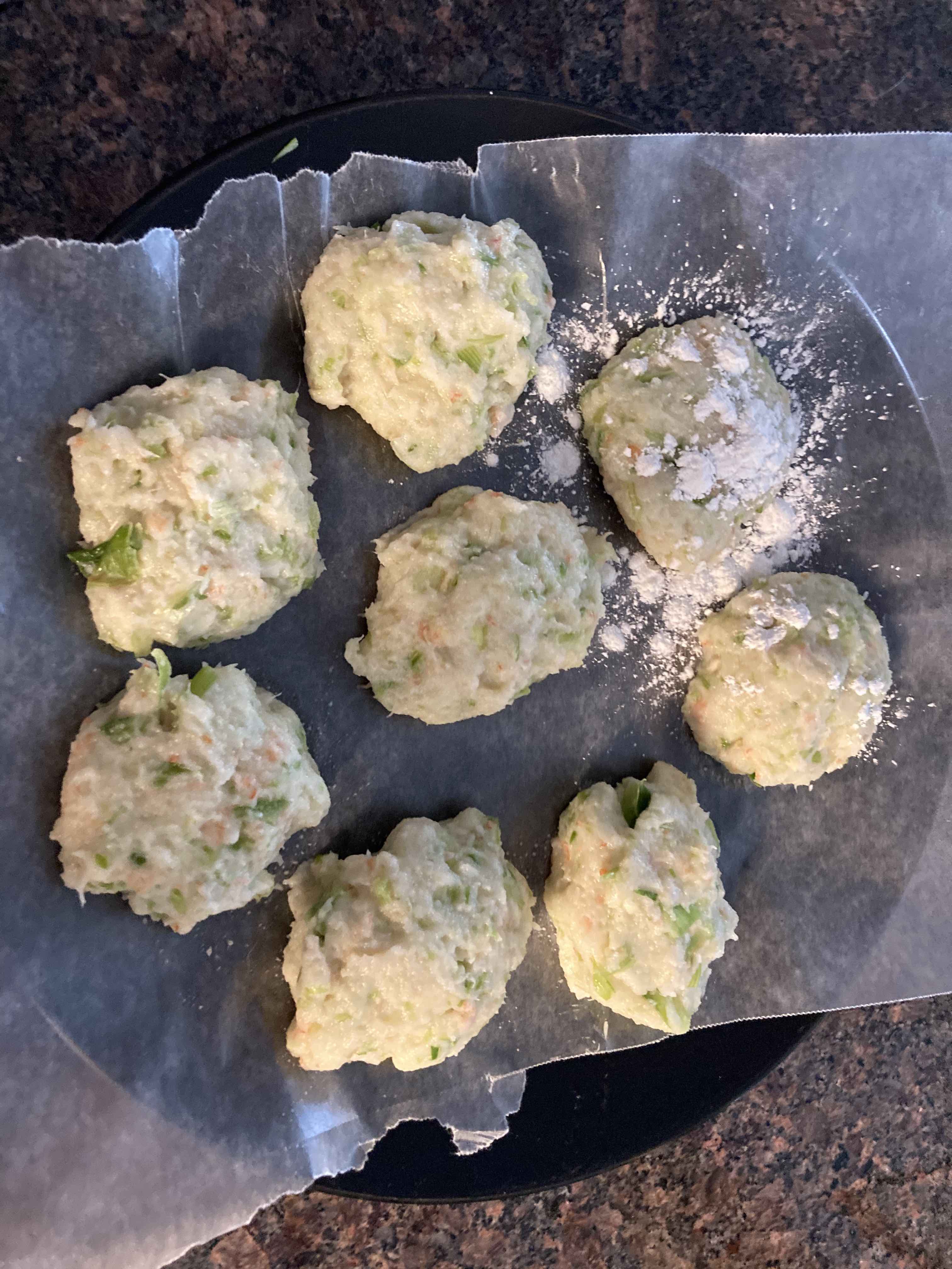 Shrimpcakes are ready to be fried
